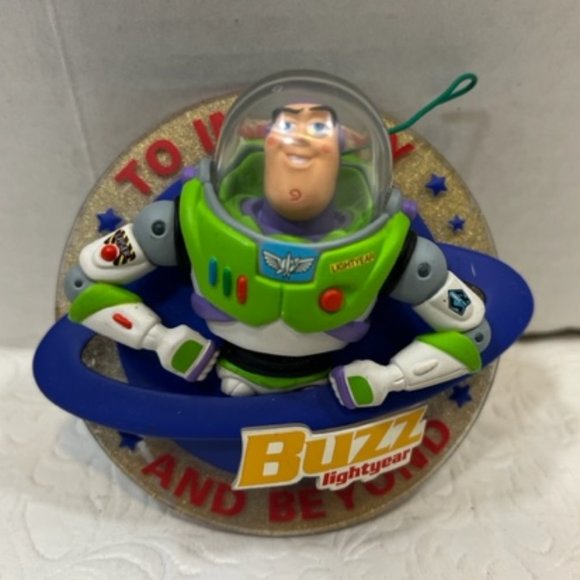 Buzz Lightyear Toy Story Hallmark Keepsake Ornament 2000 Disney/Pixar 3.5" - Picture 2 of 8